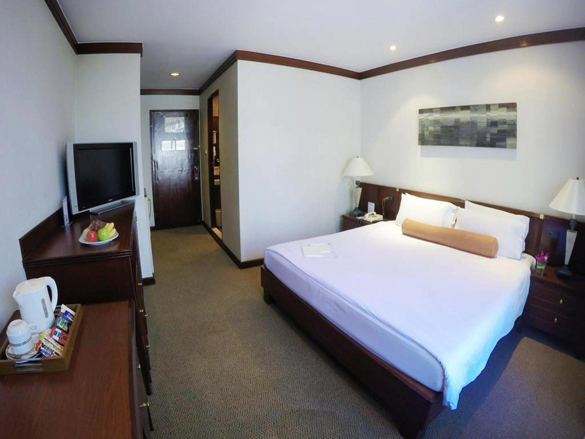 City Lodge Bangkok Ngoại thất bức ảnh