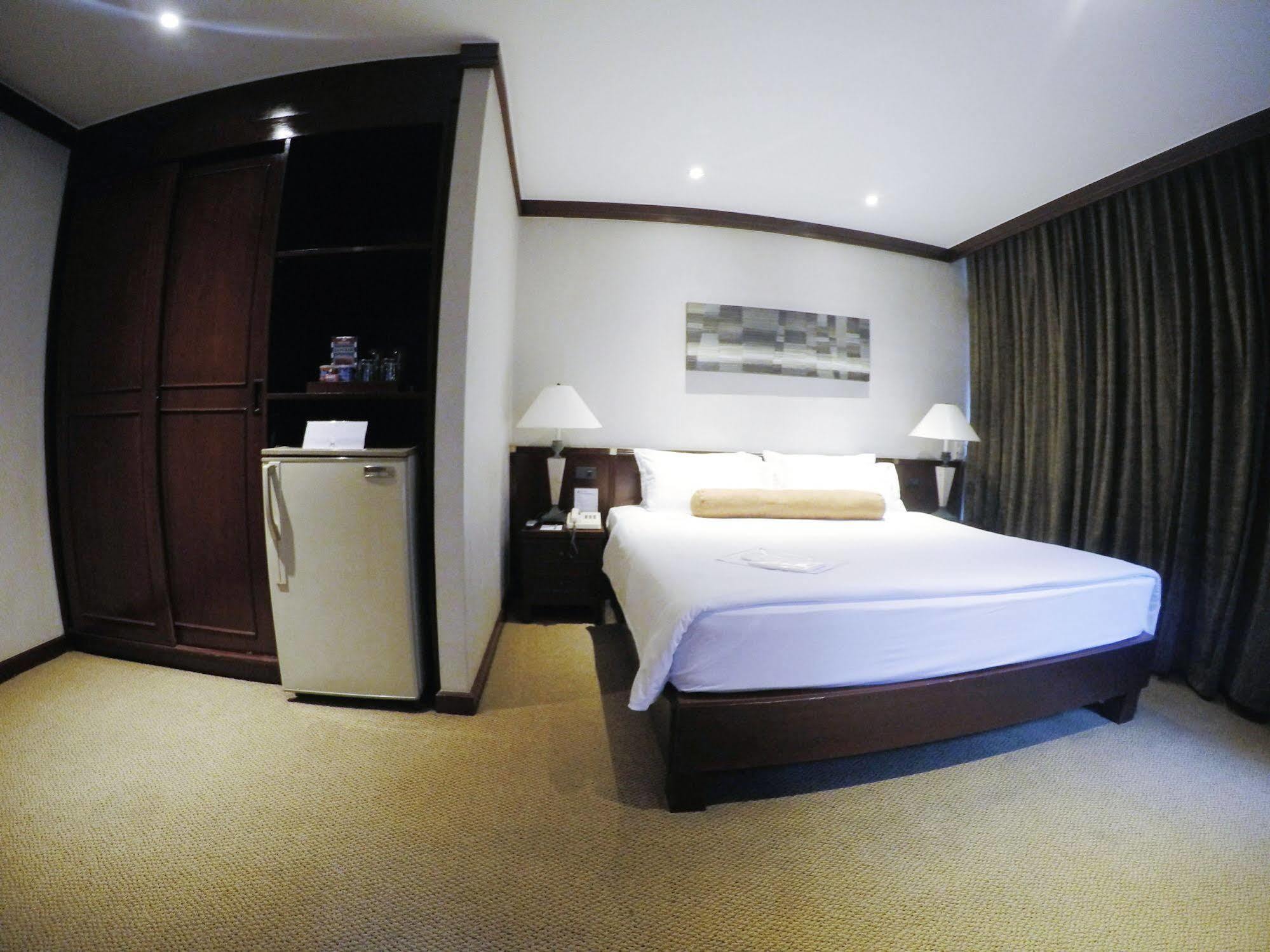 City Lodge Bangkok Ngoại thất bức ảnh